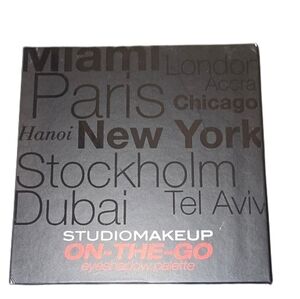 On-The-Go Eyeshadow Palette, 9 Colors